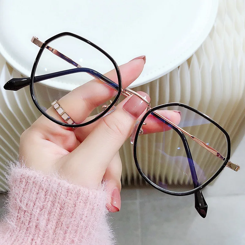 

Lmamba Retro Anti-Blu-Ray Glasses Polygon Irregular Small Face Glasses Women Round Metal Eyeglasses Frames