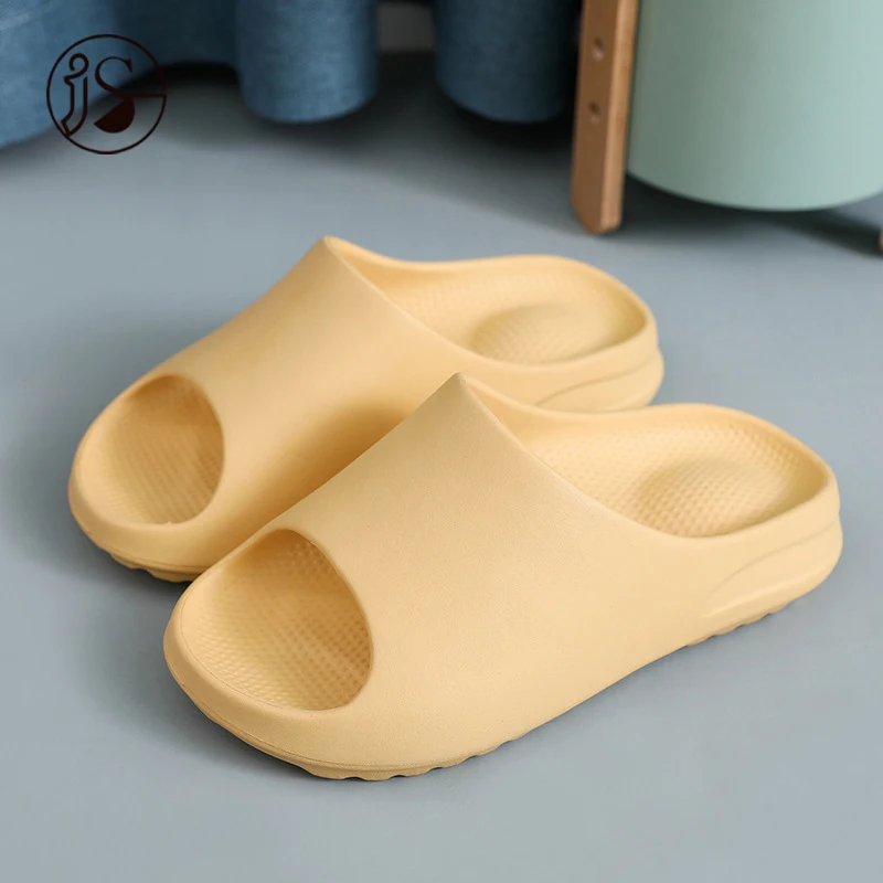 

Wholesale 2021 fashion casual EVA slides comfort soft house slippers cushioning lightweight men shoes, Customized color