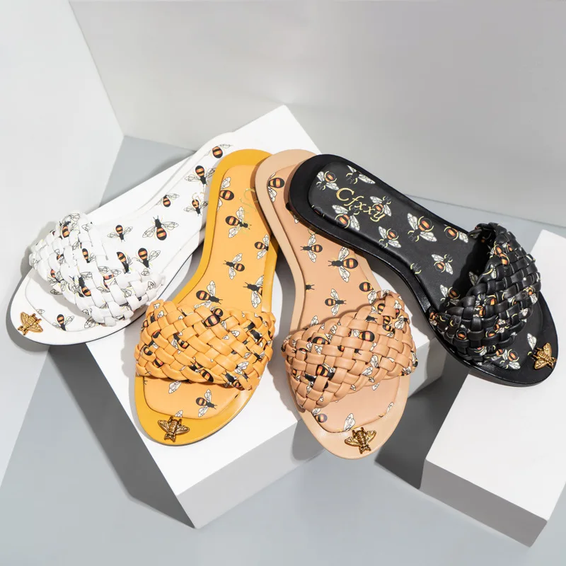 

2021 PU beach flat weave summer sandals for women and ladies