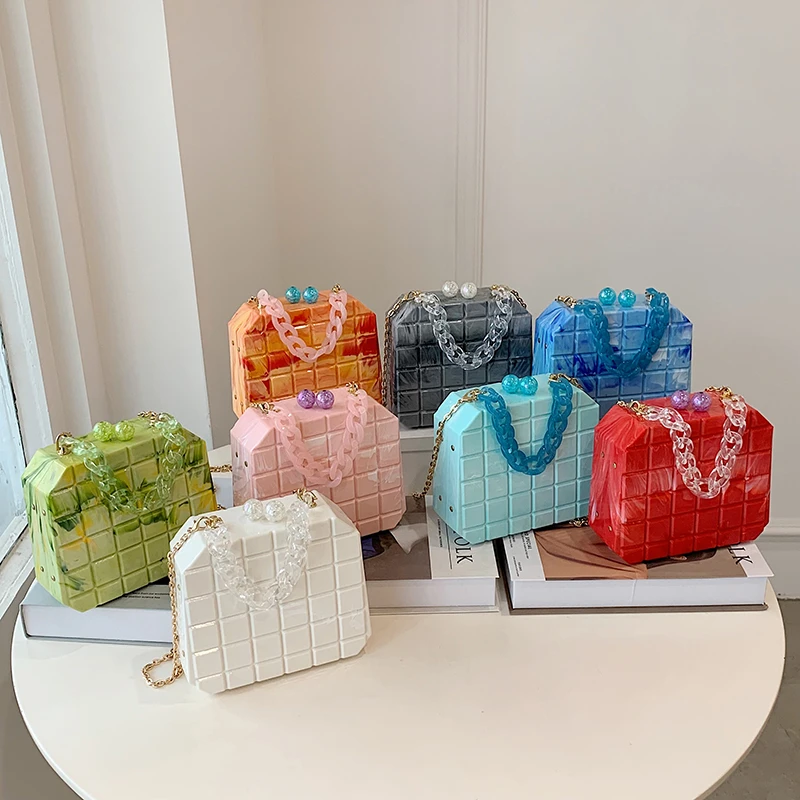 

Acrylic Chain Transparent Box Jelly Handbags Clear PVC Women Mini Shoulder Bolsas 2021 Trendy Lattice Evening Crossbody Tote Sac, White pink red