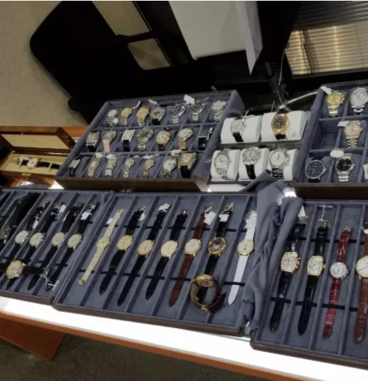 

Classic Brand Fashion Quartz Custom Design Wrist Man Watch, Customized color