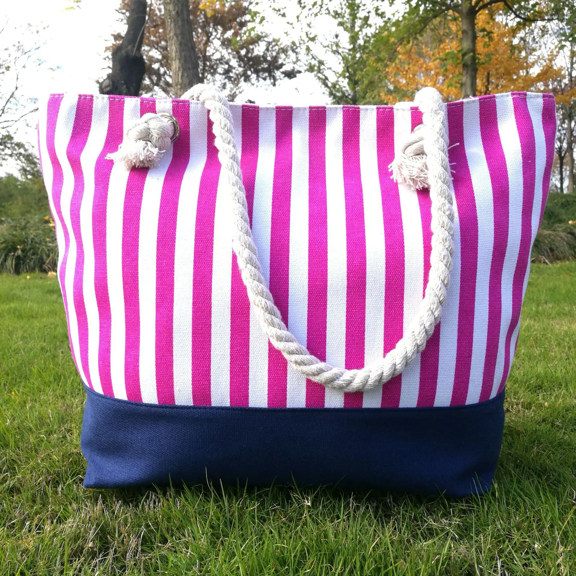 

Directly Factory Summer Stripe Beach Bag Ladies Large Capacity Straw Tote Shopping Handbag With Rope