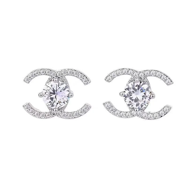 

Factory Wholesale Diamond CC Earrings Fashion Zircon C Shape Stud Earrings S925 Sliver Material Fashion Women Jewelry