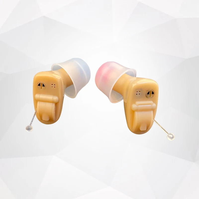 小型耳管中的 ite 型助听器