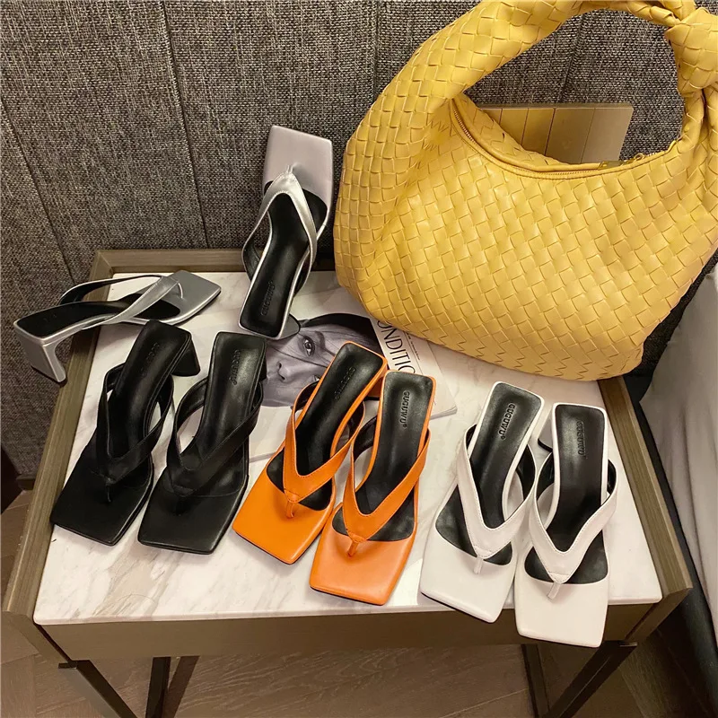 

Fashion Korean Square Toe Beach Slippers Women's Sandals Summer Outdoor Shoes for Girls, 4 colors