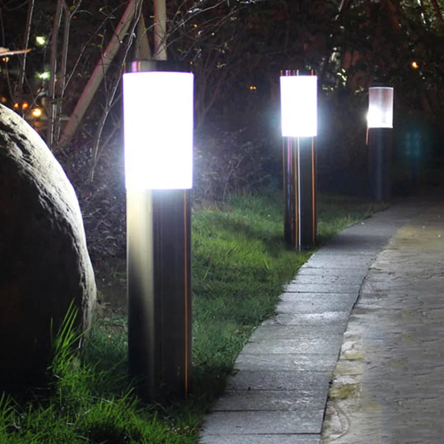 Waterproof Decorative Pathway Pillar Lamp Solar Post Light Garden Outdoor For IP44