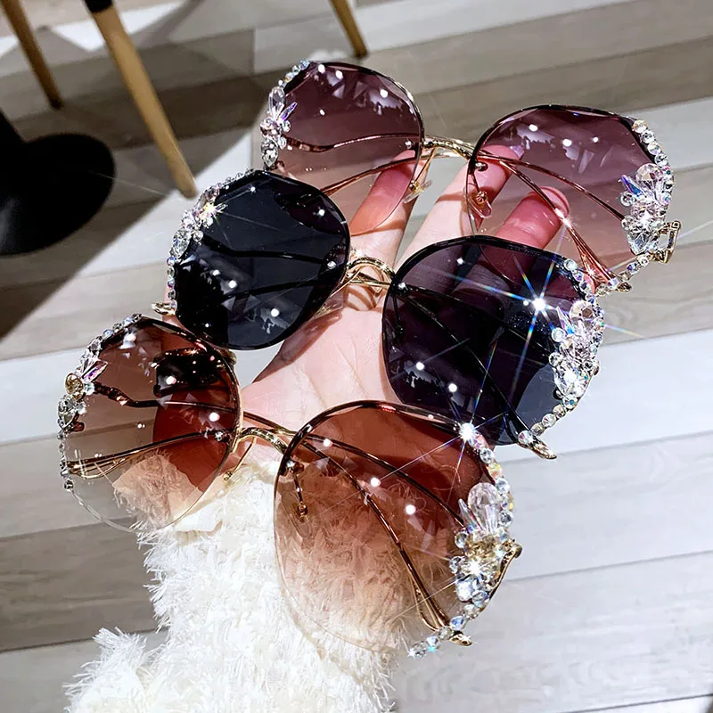 

2022 New Female Diamond Sunglasses Women Face Shades Sunglasses Factory Wholesale Girl Sunglasses Fashion Eyeglasses Gafas, As pic shows