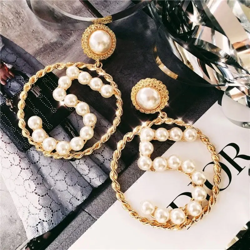 

Fashion High Quality Brand Women Earring Jewelry Simple Pearl Number 5 Big Circle Part Model Earrings Black Ribbon Weaves