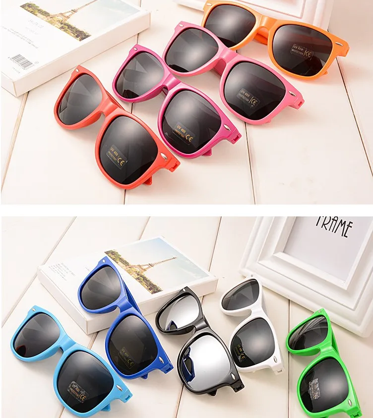 

2020 Custom Logo Fashion Sun Glasses UV400 Promotional Plastic Cheap Sunglasses With Rivet