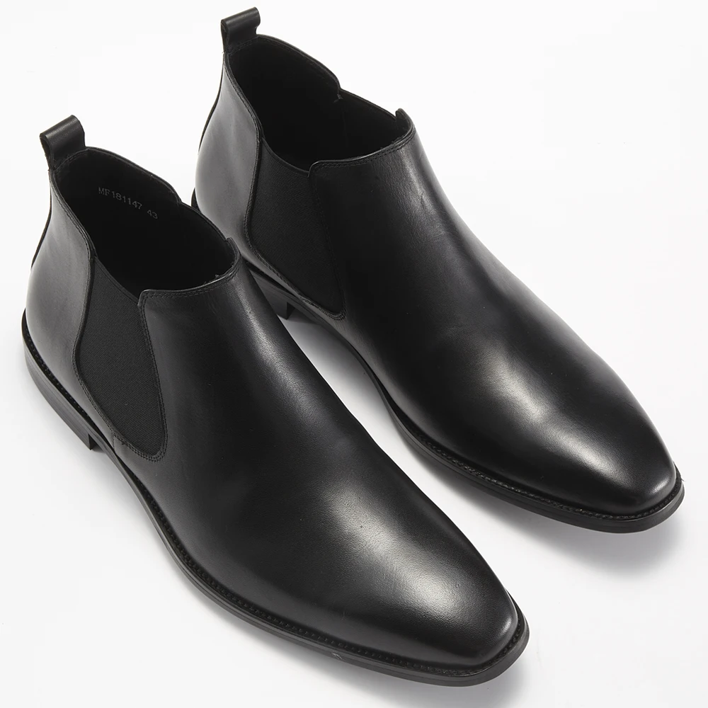 2025 Hot Selling Men's Claf Leather Chelsea Boots Slip on Ankle Boots Genuine Leather Motorcycle Boots Shoes in Stock for Men