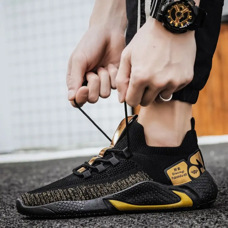 

Running Shoes Men's Breathable Black Football Shoes Trendy Causal Sports Shoes