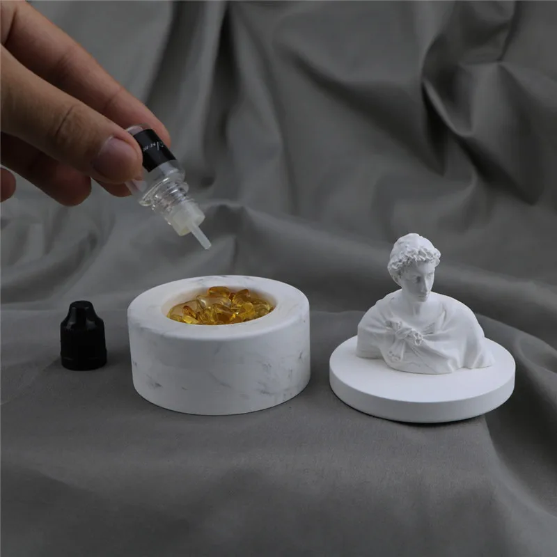 Statue Shaped Home Decorative Ceramic Aroma Quartz Crystal Stone