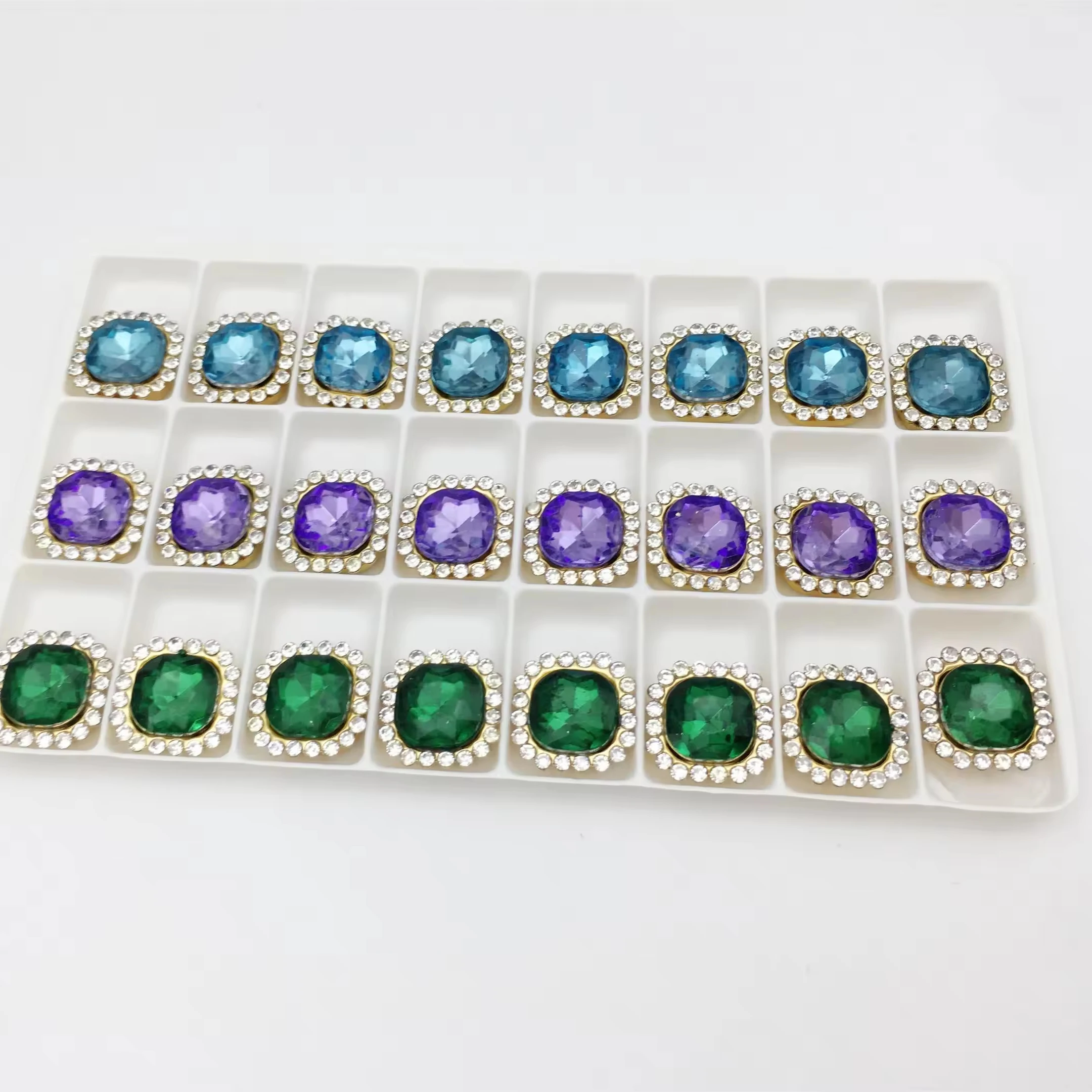 Square Crystal Buckle Sewn on Flat Back Glass Stone for Clothing Rhinestones Gold Background and Color Matching