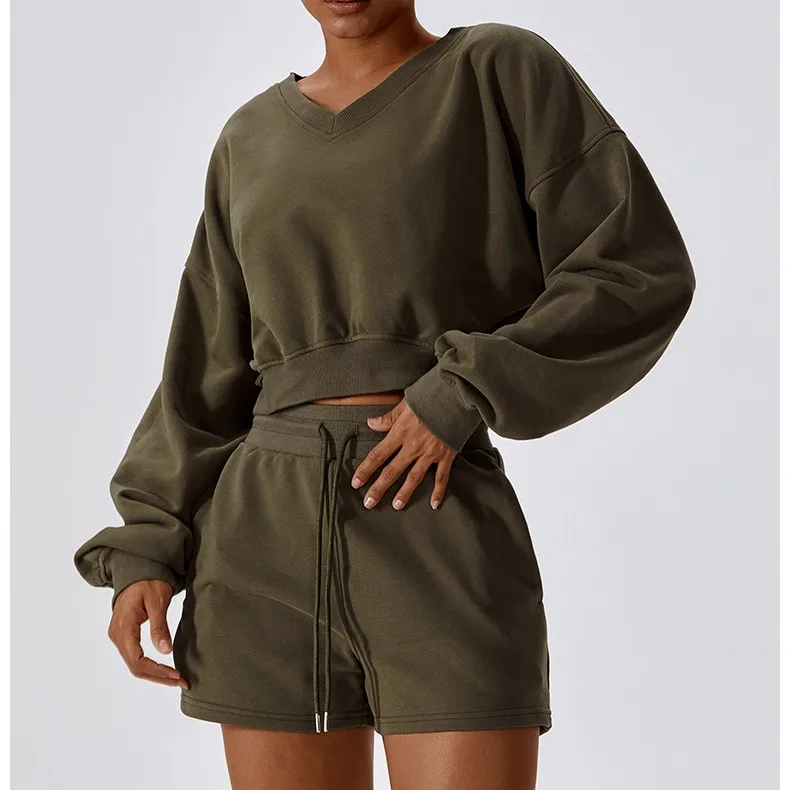 

Winter Loose Fitting Long Sleeved Sports Sweater Outdoor Warmth V-neck Pullover Versatile Casual Sweater Top+Shorts Set