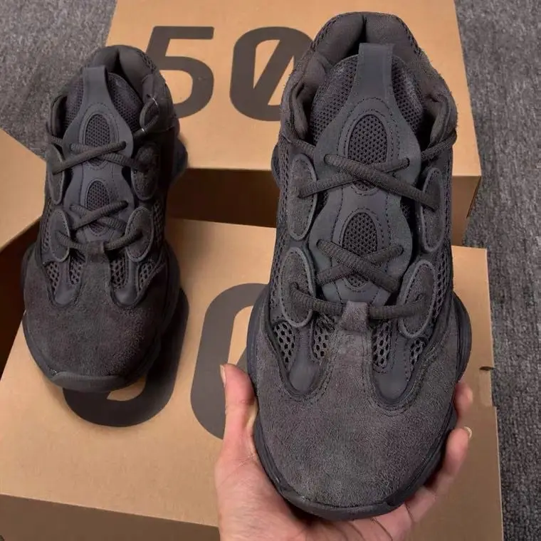 

2022 Latest Design Custom Branded Yeezy Shoes Men Genuine Leather Sneakers Original High Quality Black Yeezy 500