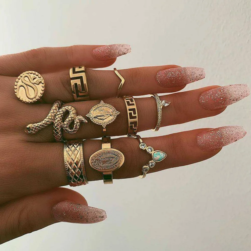 

Artilady 10Pcs/Set Gold Vintage Boho Crystal Finger Statue Carving Rings Set Punk Snake Stone Ring For Women Jewelry