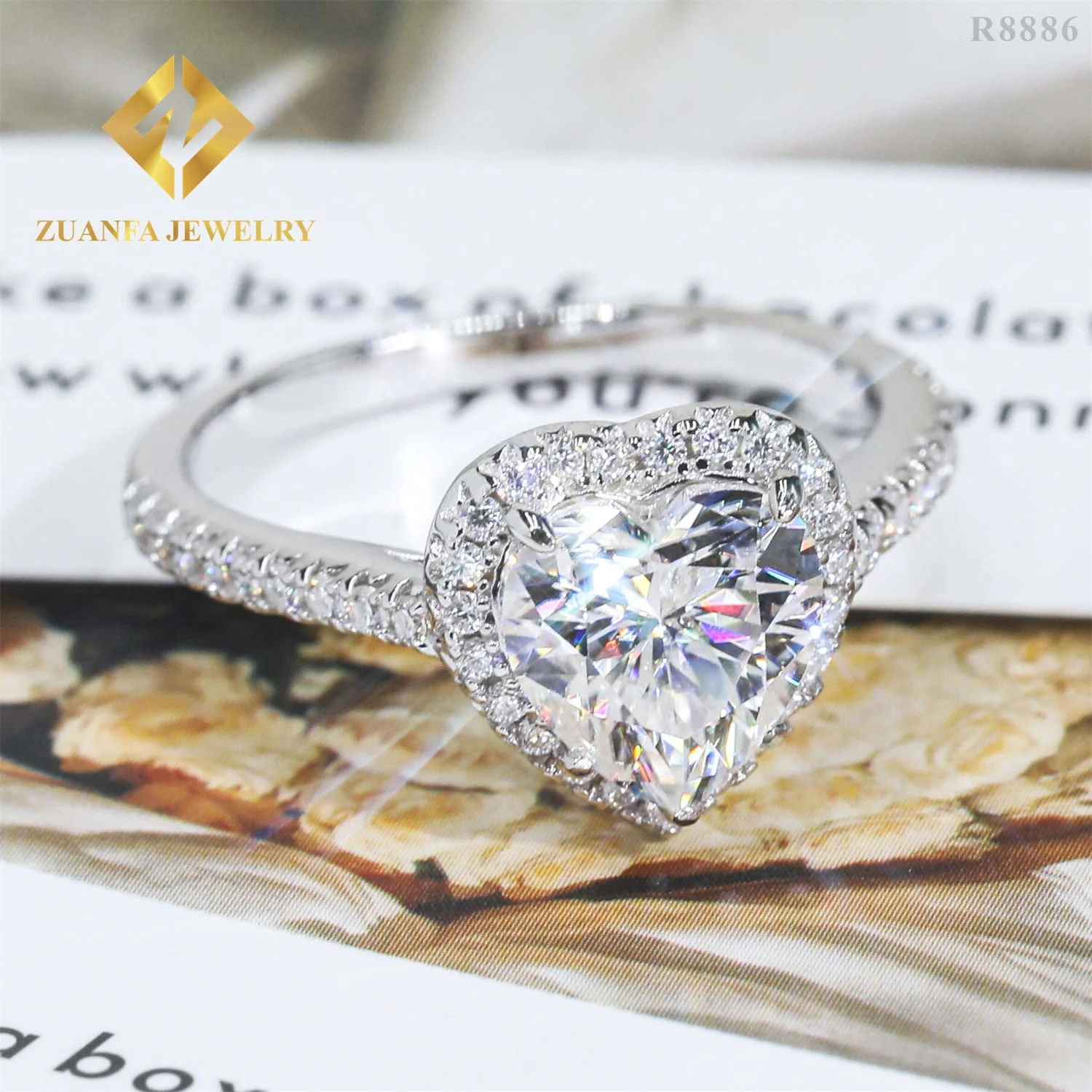 

GRA Certificates Vintage Style Luxury 9K 10K 14k 18k Solid Gold Wedding Flawless 2Ct Moissanite Engagement Ring Solitaire Ring