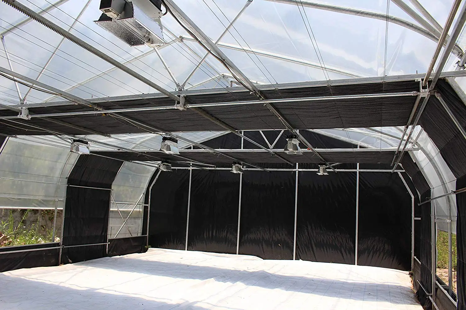 One One High Quality Commercial Agricultural Black Grow Tunnel Blackout Greenhouse For Sale 10