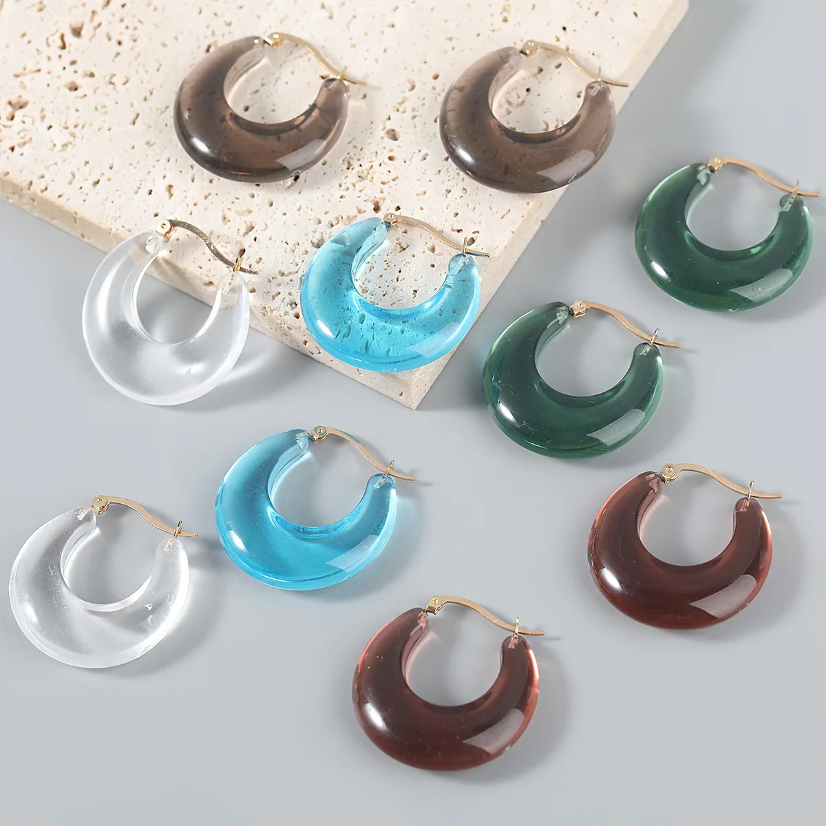 

BS132 INS Hot Sale U Shape Resin Acrylic Hoop Earrings Huggie Chunky Earrings Women