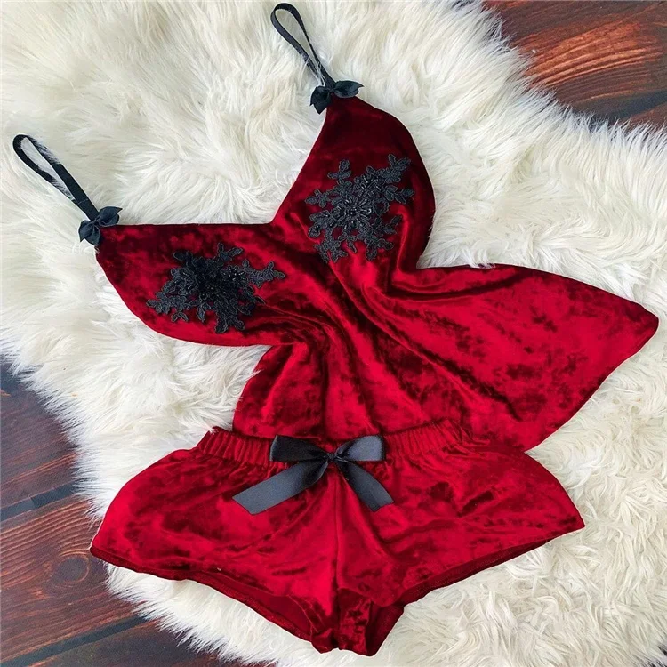 

Amazon Hot Sale European And American Sexy Women's Sling Sexy Lingerie Red Velvet 2-piece Underwear
