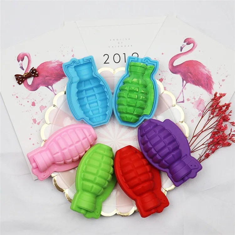 

Unique Grenade Shape 3D Ice Make Mold Maker Silicone cake molds, Random