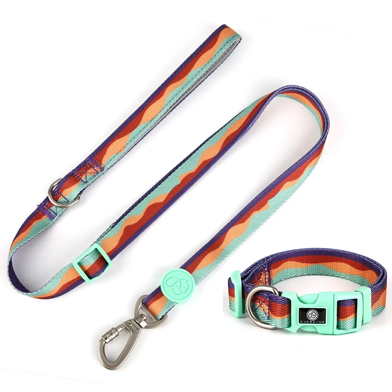 

Luxury dog collar and leash set dog accesories retractable pet leash set for walk dog, 4 colors