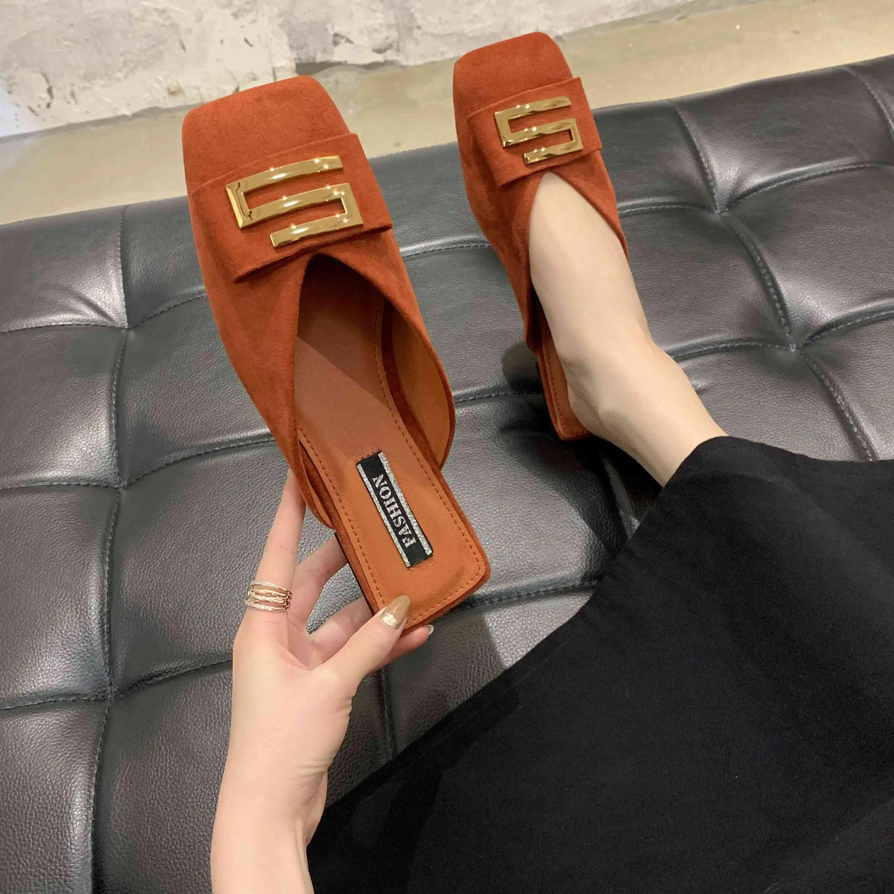

Fashion Designer Wholesale Brick Red Suede Leather Cheap Price Women Shoes Flats for Ladies