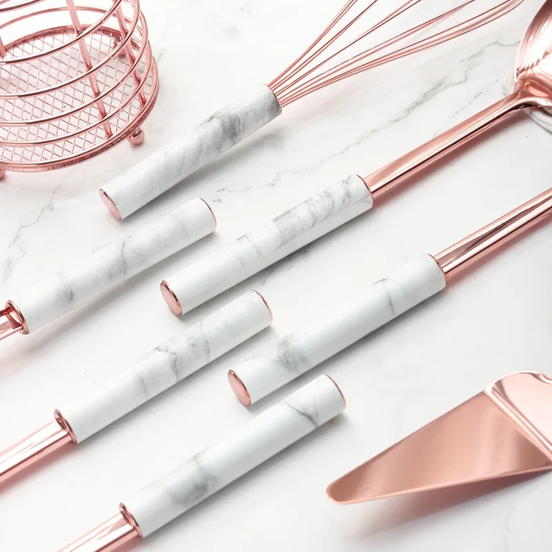 Pink cookware3.jpg