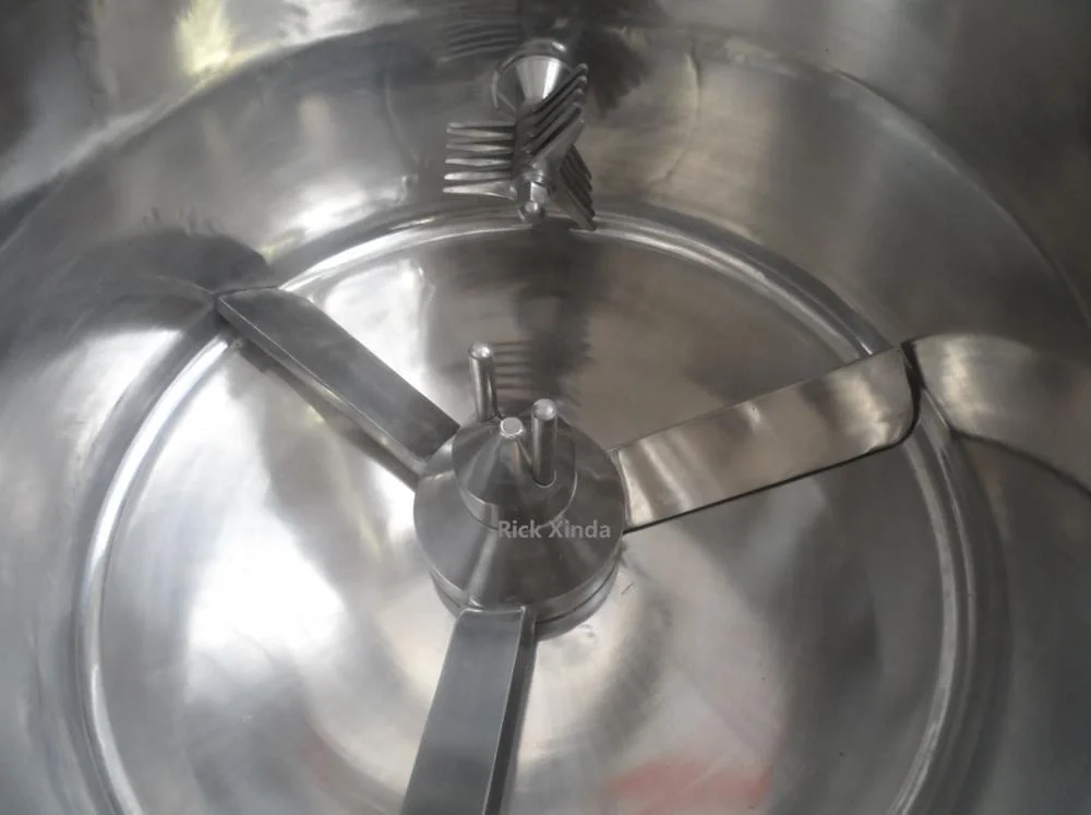 2 mixing granulator.jpg