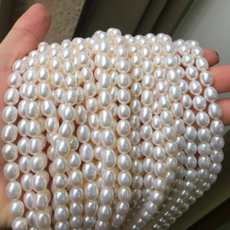 Natural freshwater pearl neckl