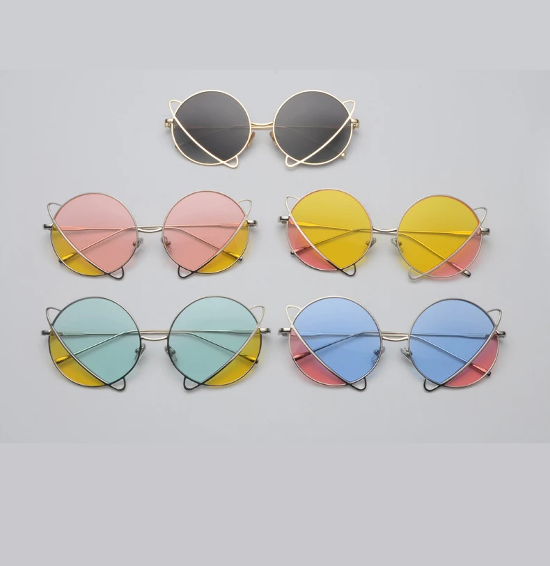 

2022 Latest Design Personality Stylish Attractive Double Colors Lenses Planet Shape Round Metal Frame Trendy Sunglasses