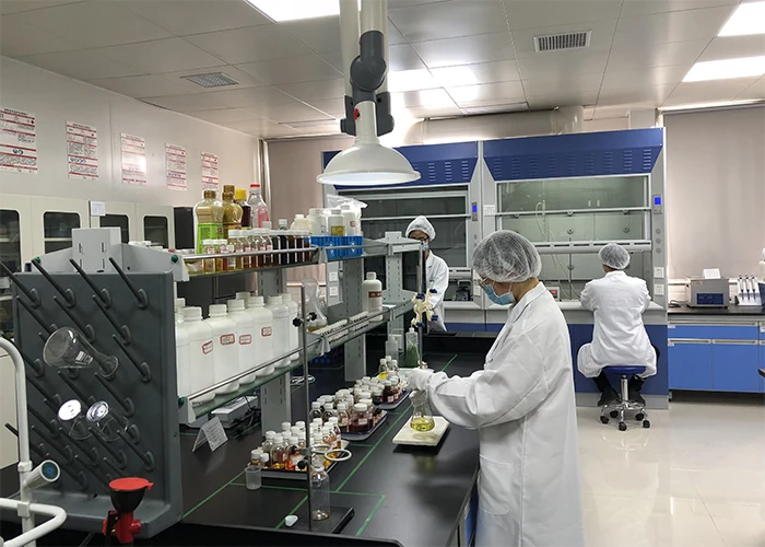 
High quality Ginger Oil for Food Additives 