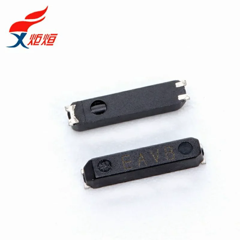 7.0*1.5mm 32khz Smd Crystal Oscillator Tuning Fork Units 32.768khz 12