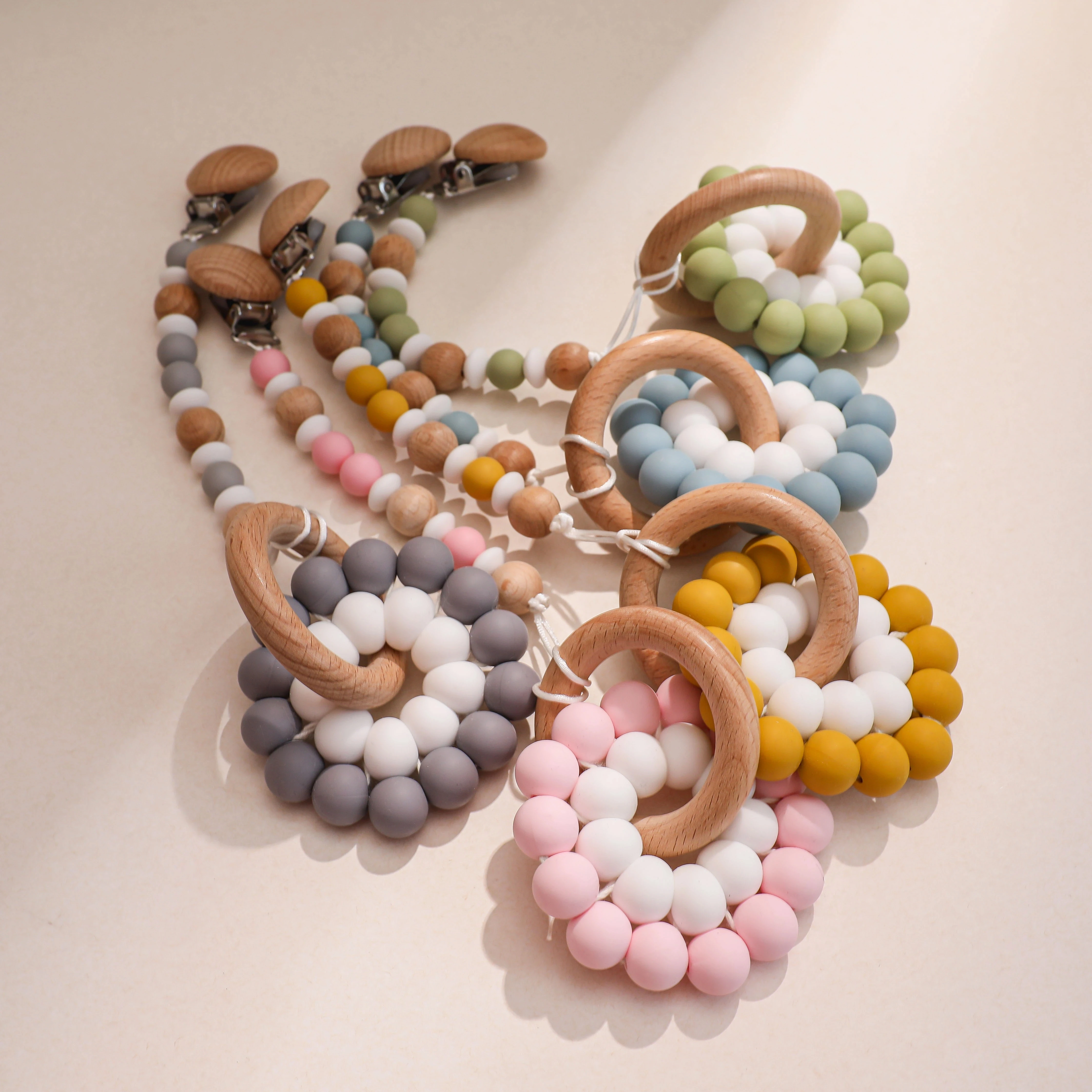 

2021 New Baby Silicone Beaded Pacifier Clip Handmade Soother Chain Clips Holder Nipple Clip, Solid color