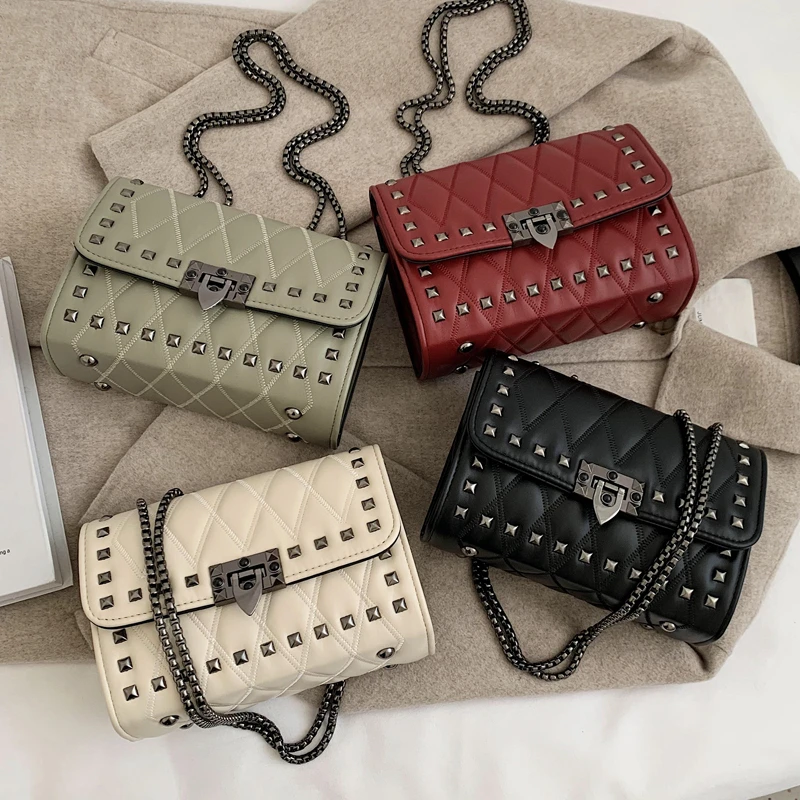 

2021 factory hot sell ladies luxury small handbags fashion rivets purses hand bags for women