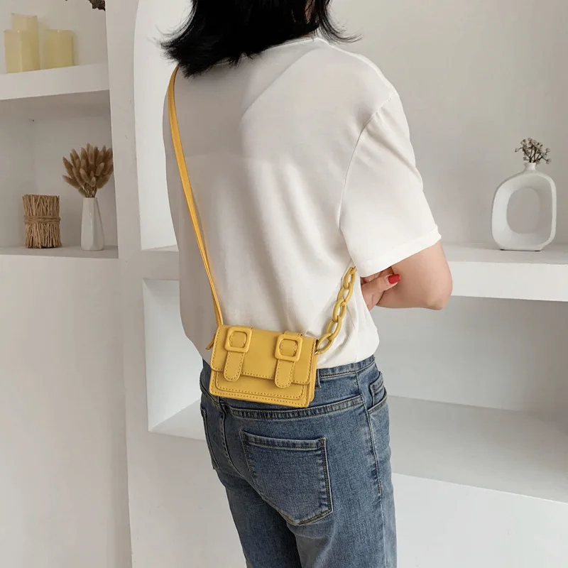 

Free shipping 2021 Fashion casual versatile shoulder bag for women simple leisure laser messenger crossbody bag