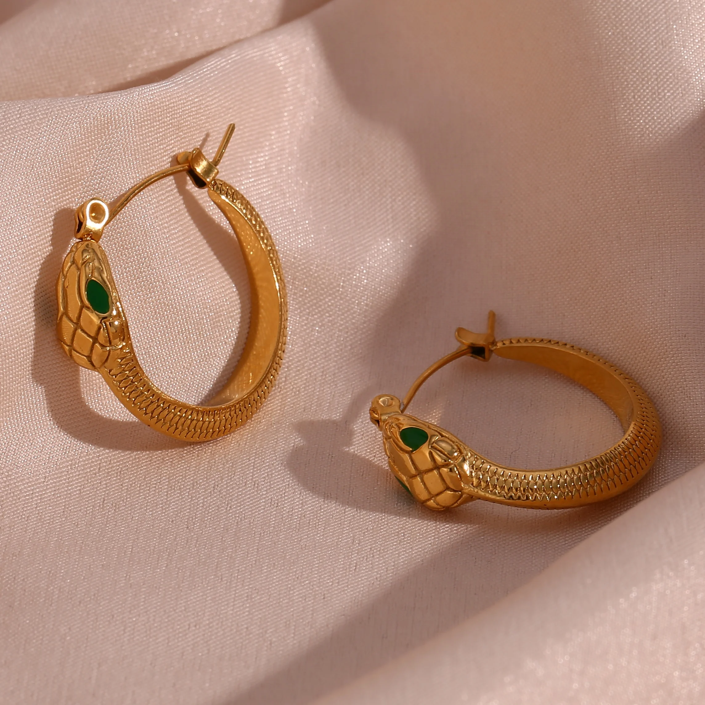 

Vintage 18K Gold Plated Snake Earring Tarnish Free Stainless Steel Hoop Earrings Women Jewelry
