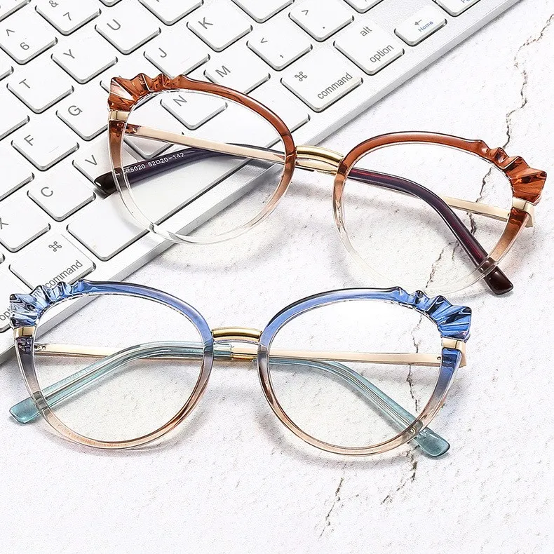 

DL Glasses Trendy newest cat eye anti-blue light glasses women men TR90 metal frame spring hinge Optical Eyewear 2022