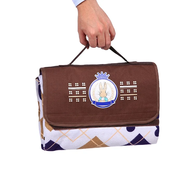 

Rabbit pattern portable mat picnic waterproof outdoor 100% polyester blanket, Customized