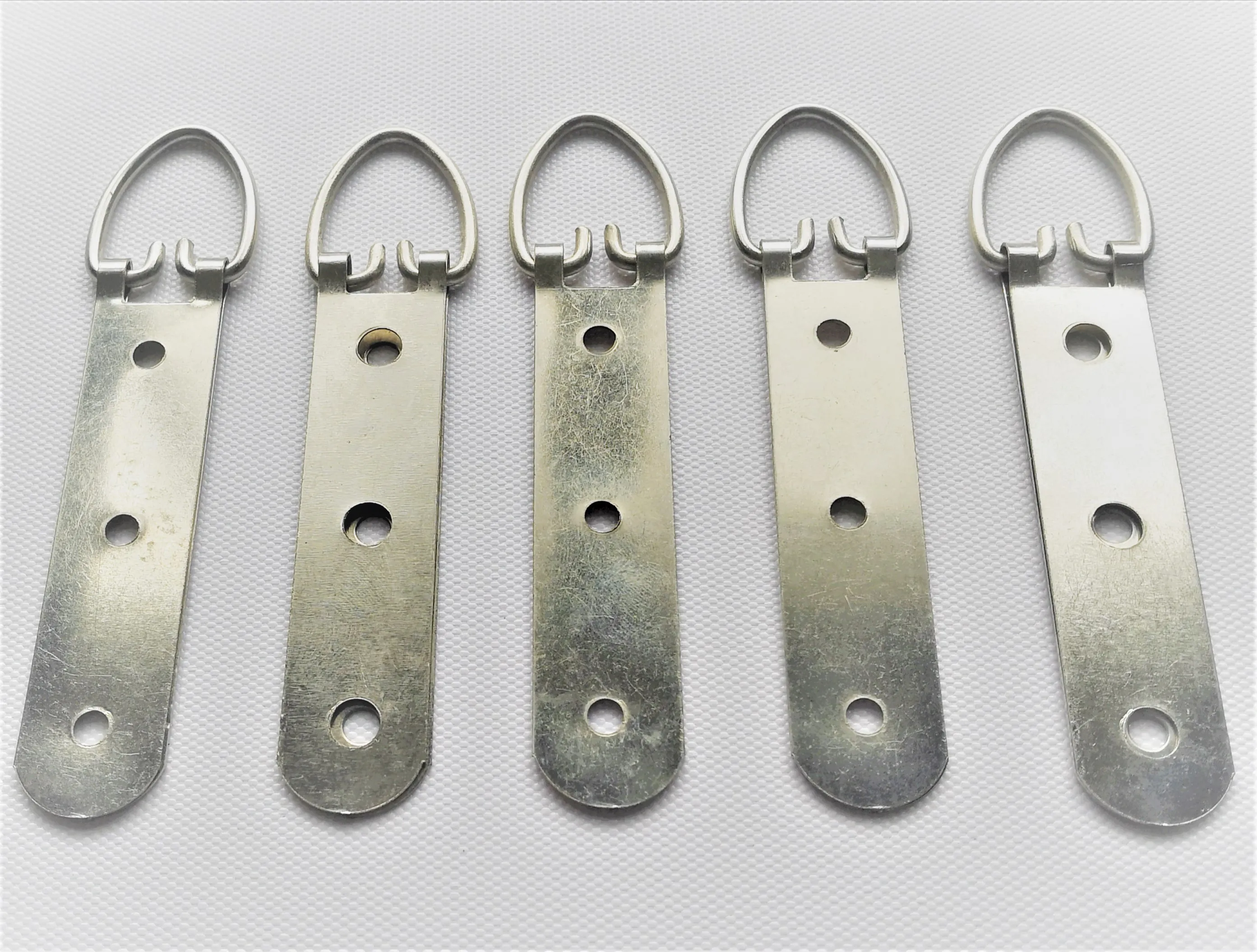 
nickel plated picture hook with three hole d ring photo frame hanger hook photo frame hardware hanger hook 