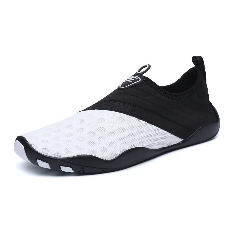 

Factory Custom Selling Swimming Water Shoes Socks Beach Shoes For Mens