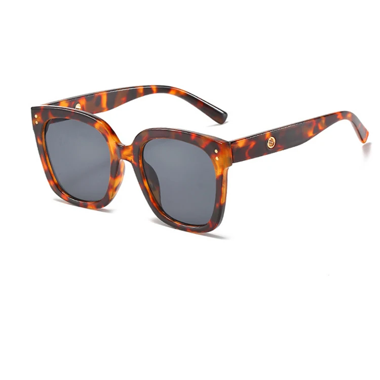 

VGM Popular cheap fashion shades sunglasses women Oversized frame Square Sunglasses UV400 cat.3