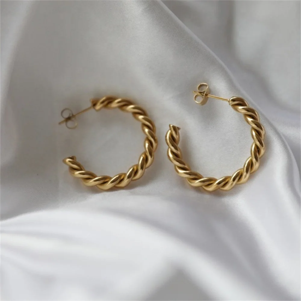 

Wholesale New Trendy Earring 18K Gold Plated Chunky Twisted Hoop Earrings Stainless Steel Earrings