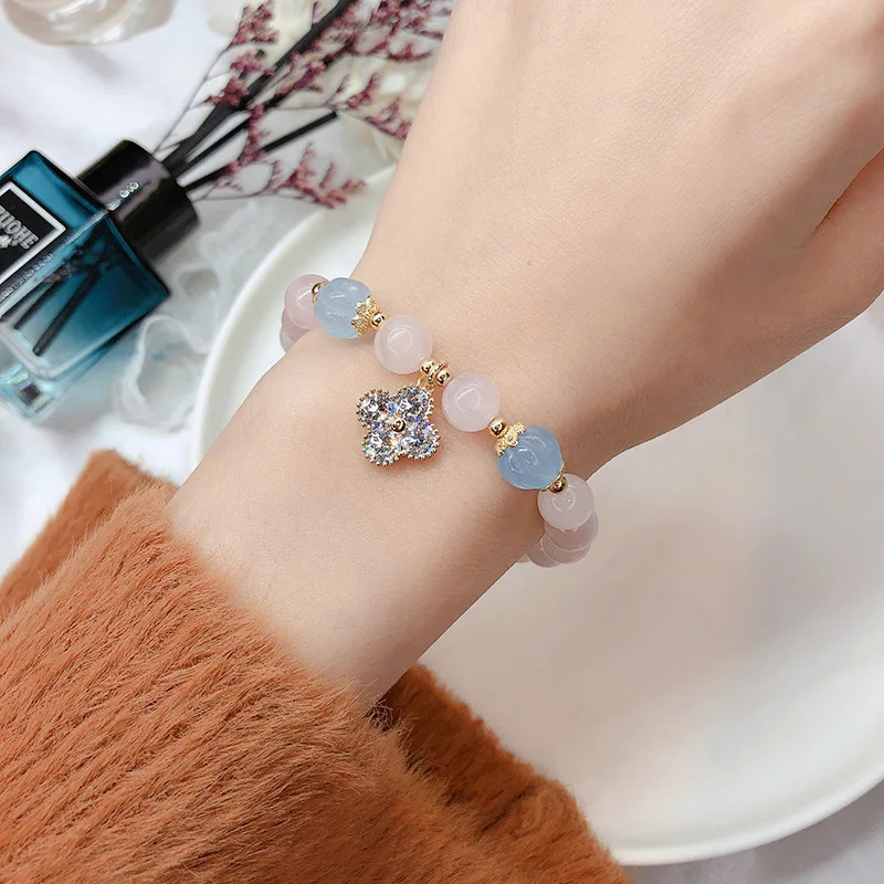 

Natural Madagascar pink crystal exquisite four-leaf clover bracelet Wang peach blossom chalcedony jewelry wholesale, 1 different color
