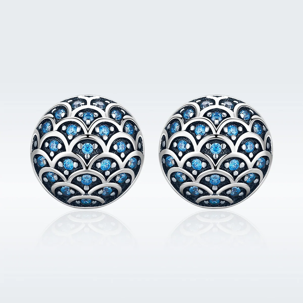 

blue stone round shape earring 925 silver stud earring for girls