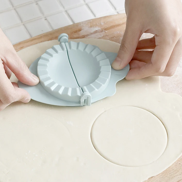 

2021 New 2021 Kitchen Tools Gadgets Household Water Dumplings Tools Kitchen Manual Pinch Dumpling Mold Set