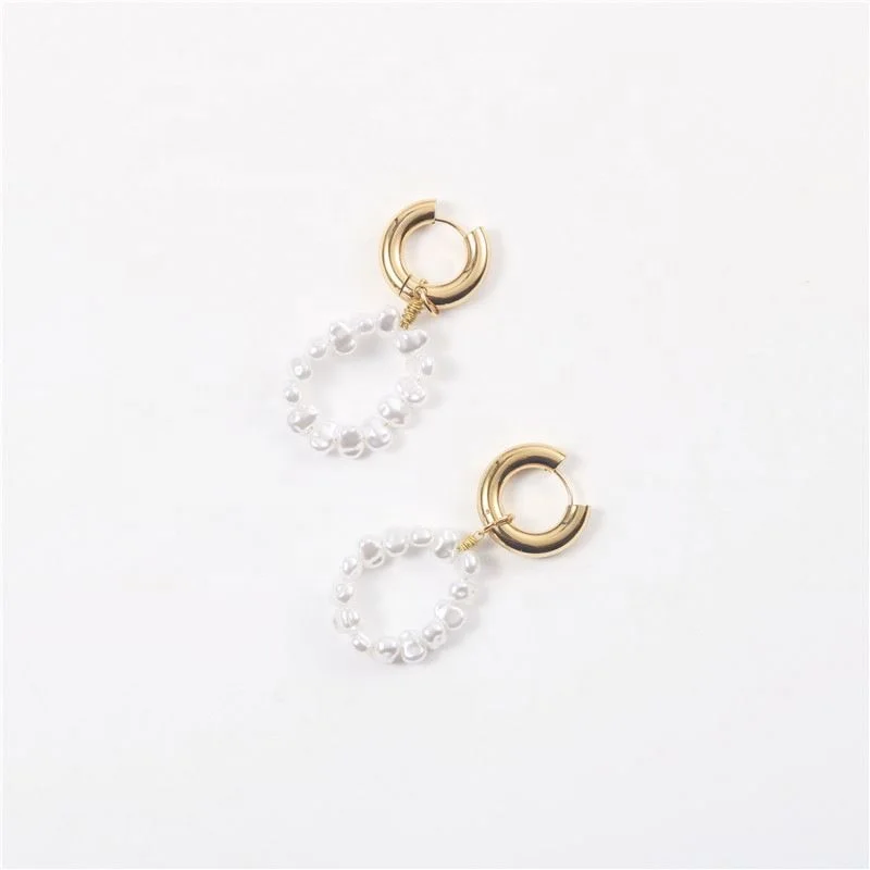 

2021 Trendy Earring 18K Gold Plated Pearl String Pendant Huggie Earrings For Women Stainless Steel Earrings Wholesale