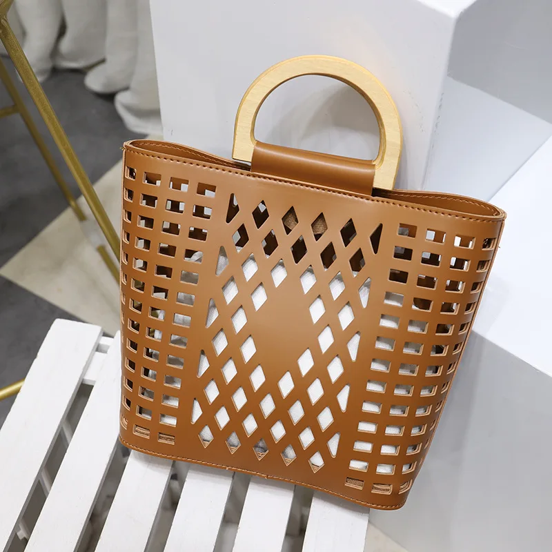 

2021 Vintage Hollow Out Leather Handbags 2 in 1 Wooden Handle Basket With Long Strap Shoulder Bags Casual Totes Bag