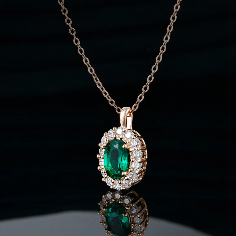 

Factory wholesale 925 sterling silver retro light luxury simple created emerald zircon necklace female
