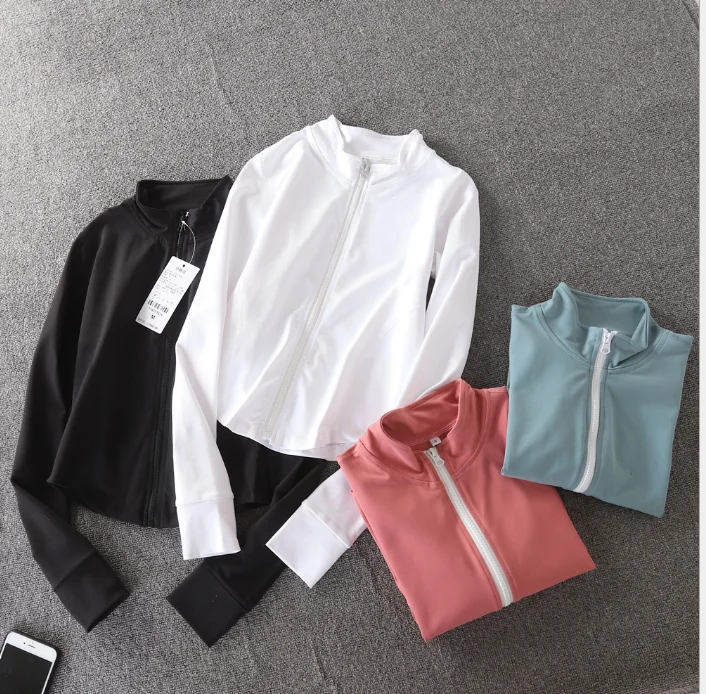 

Women Winter Windproof Slim Fit Tracksuit Workout Top Female Training Jackets zipper long sleeve yoga Sports Coat, Plain